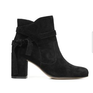 Franco Sarto Black Bootie Heel Size 9.5, Pamela, Black